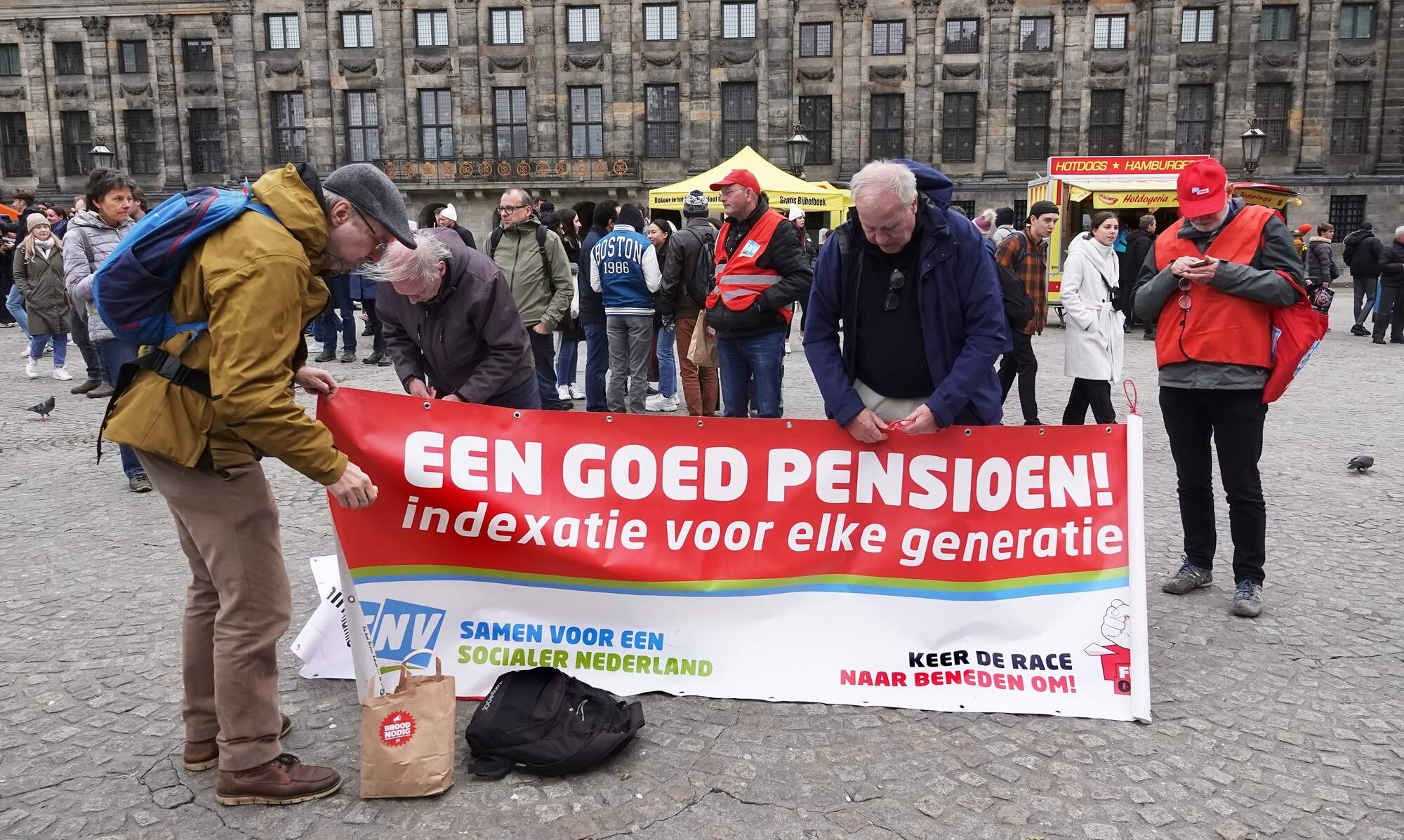 Gepensioneerden stappen naar rechter tegen pensioenfonds om achterstallige indexatie