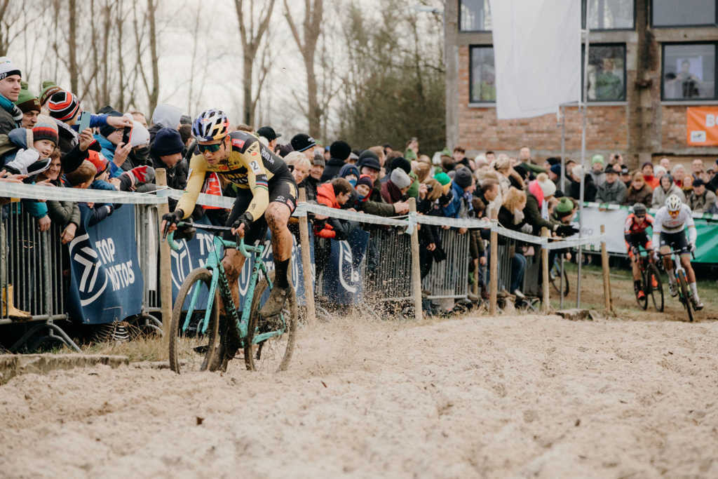 Cyclocross Gullegem 2026 Wie Deelnemen en Wat Fans Vertellen