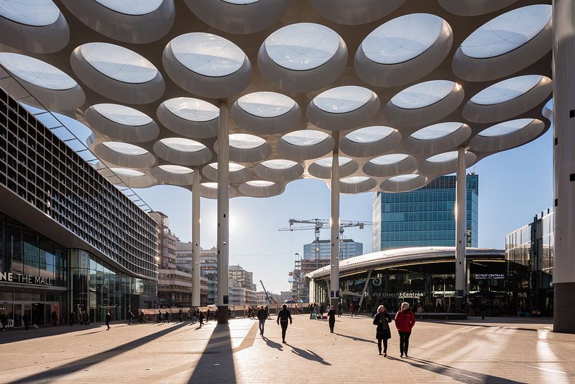 Bollendak Utrecht CS: Iconisch Ontwerp en Gebruikerservaringen