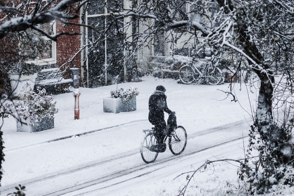 Hoeveel sneeuw verwacht Nederland deze week?