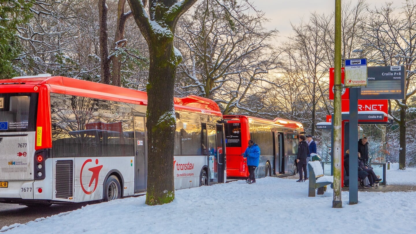 Rijden bussen morgen 7 januari 2026: wat reizigers kunnen verwachten
