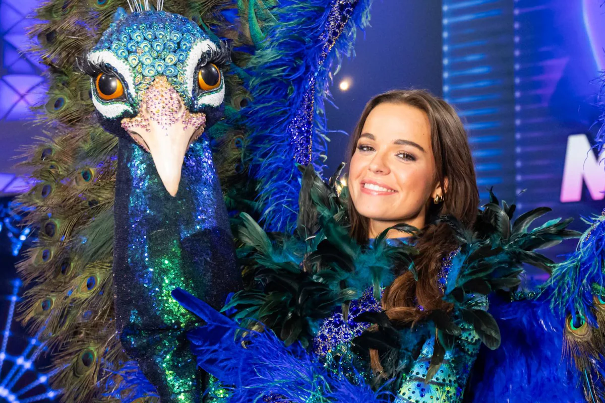 Wie is de Pauw bij Masked Singer 2025? – Kandidaten en Tips