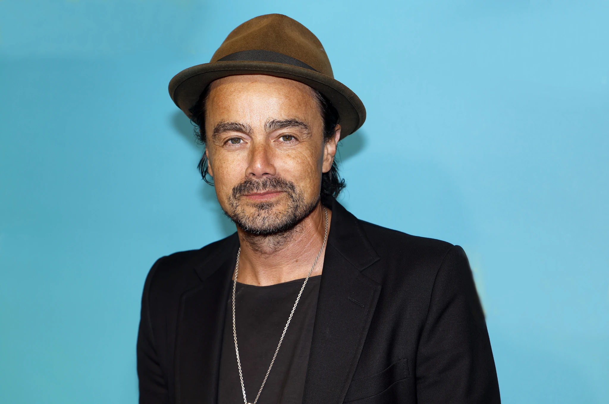 Waarom Praat Dinand Woesthoff ‘Raar’ Volgens Kijkers?