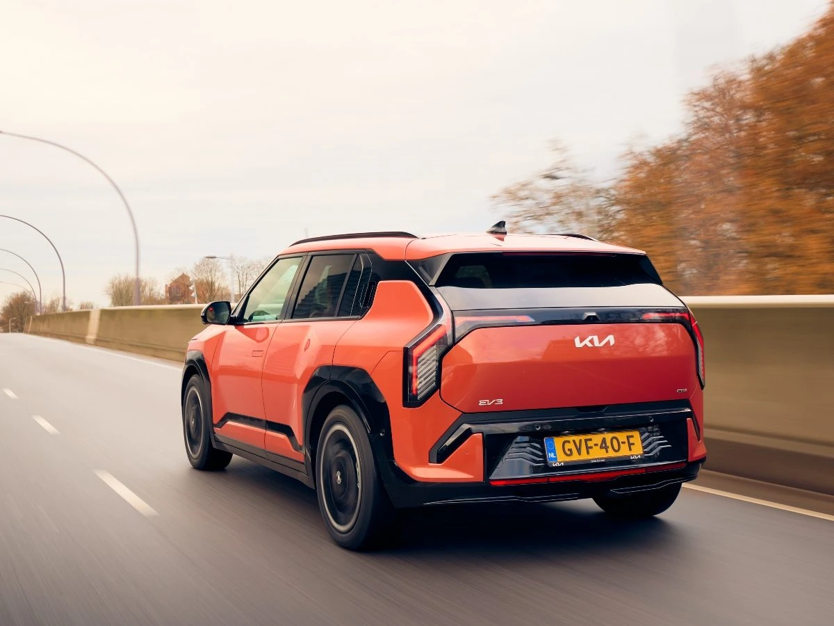 Nieuwe remlichten 2026 verplicht regels, uitleg, impact verkeer