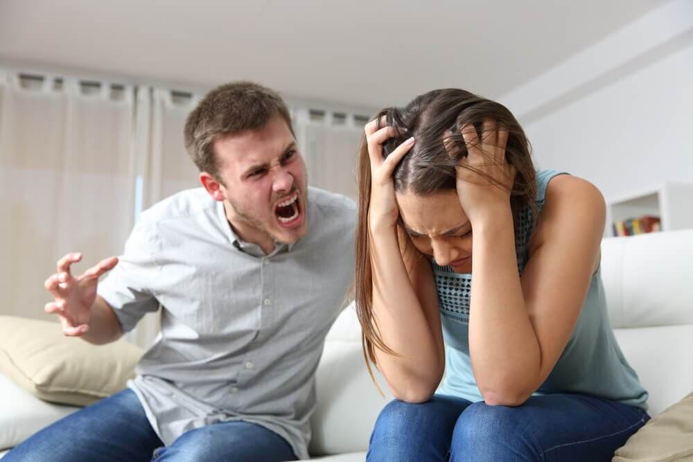 Waarom schreeuwt mijn man tegen mij? Tips en uitleg