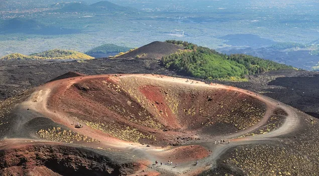 Stad aan de voet van de Etna: ontdek de locatie