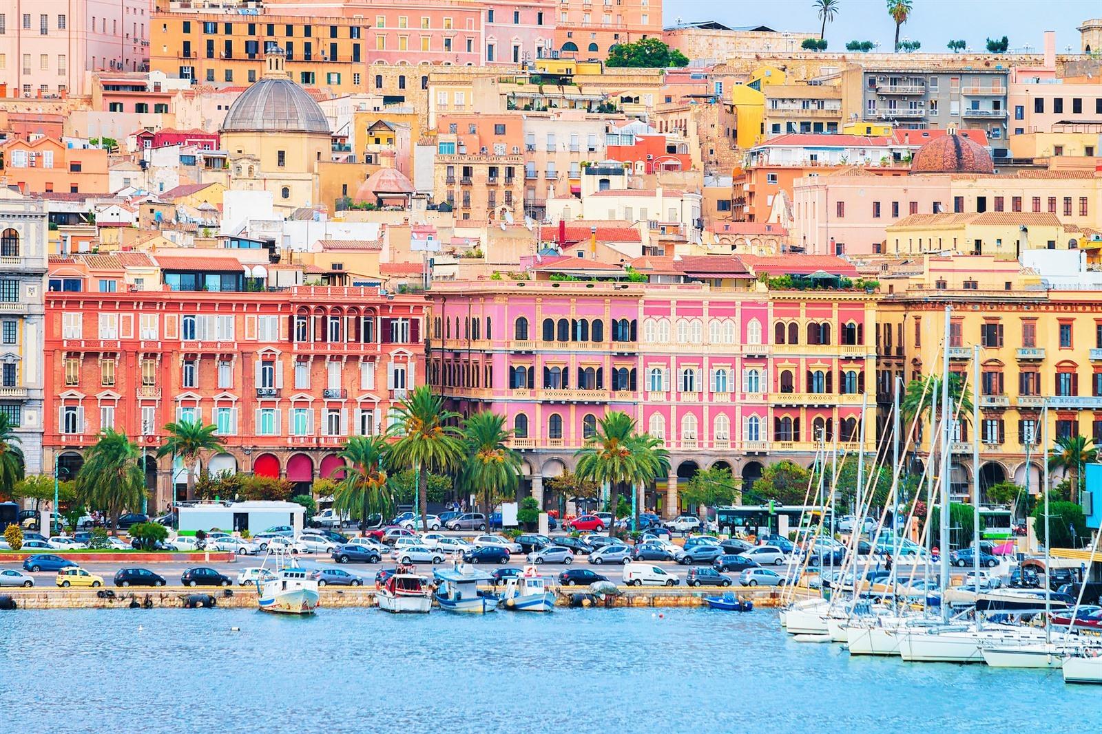 Ontdek de hoofdstad van Sardinië en lokale highlights