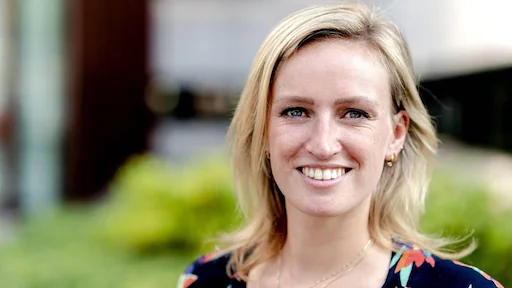 Nikki Herr verwacht tweeling: gezin groeit naar vijf