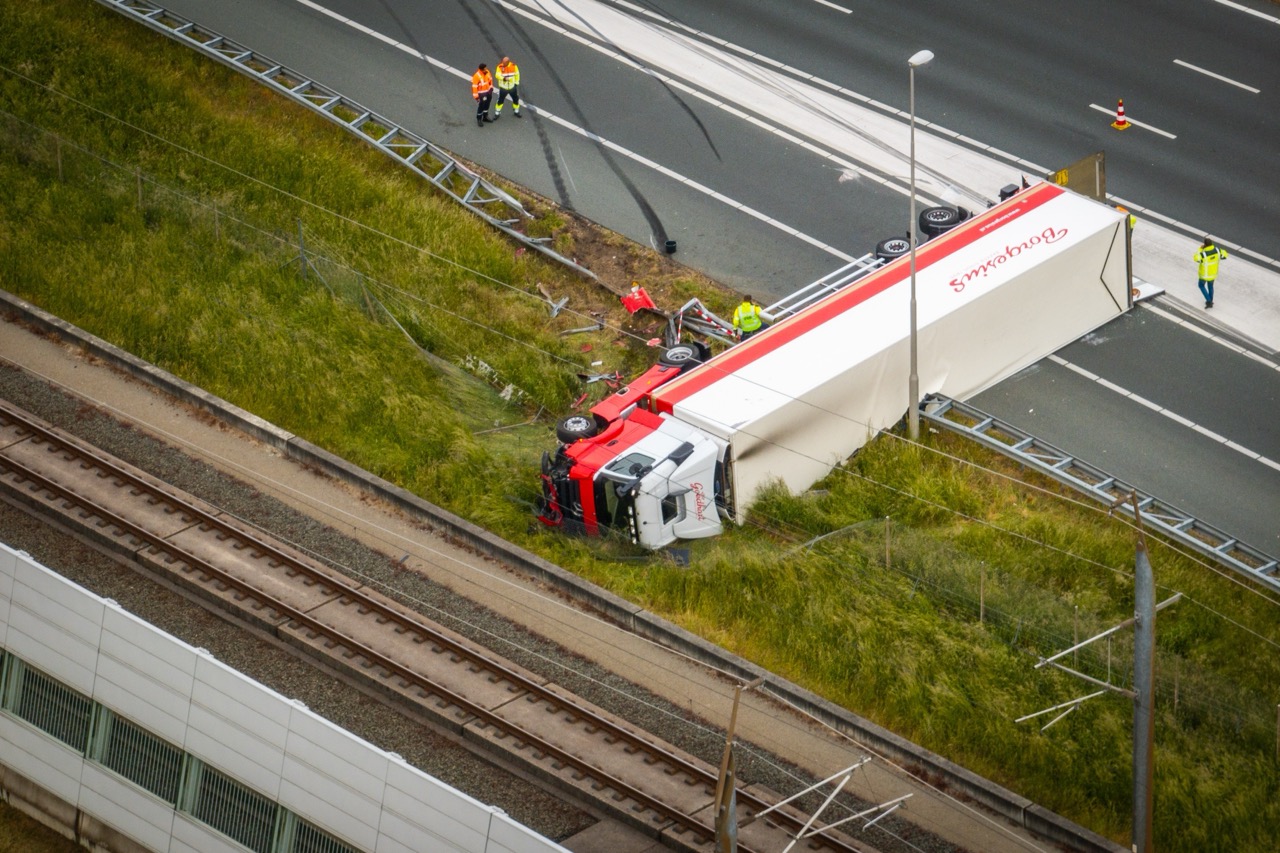 Groot Ongeluk A4 Vandaag Roelofarendsveen 3 Maart
