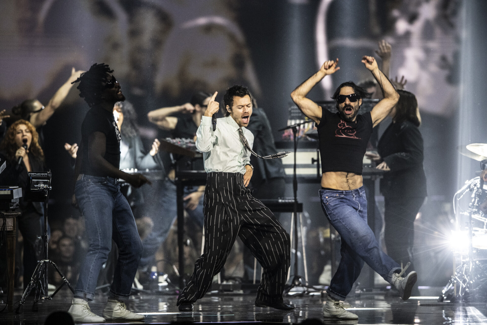 Kiss All The Time Disco Occasionally lyrics: nieuwe Harry Styles album