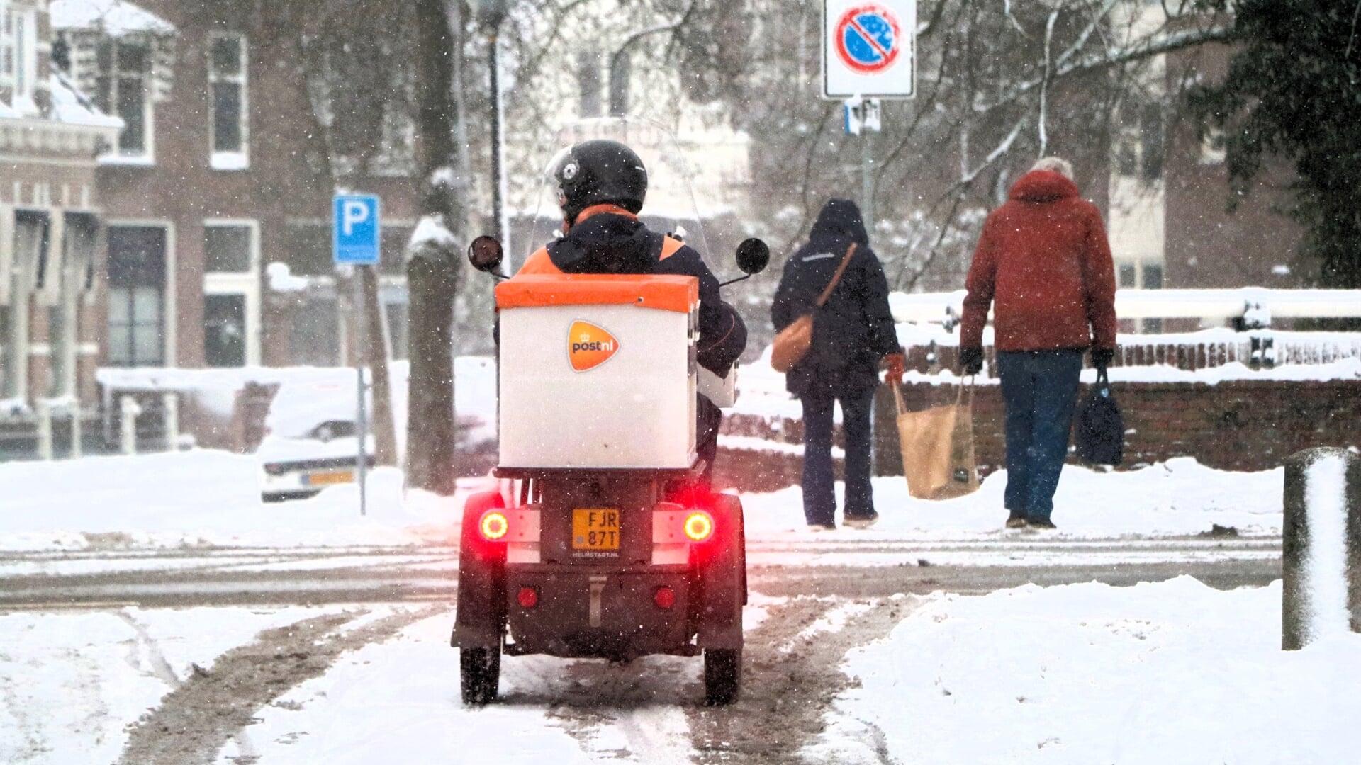 Bezorgt PostNL op zaterdag 7 maart bezorgtijden pakket levering