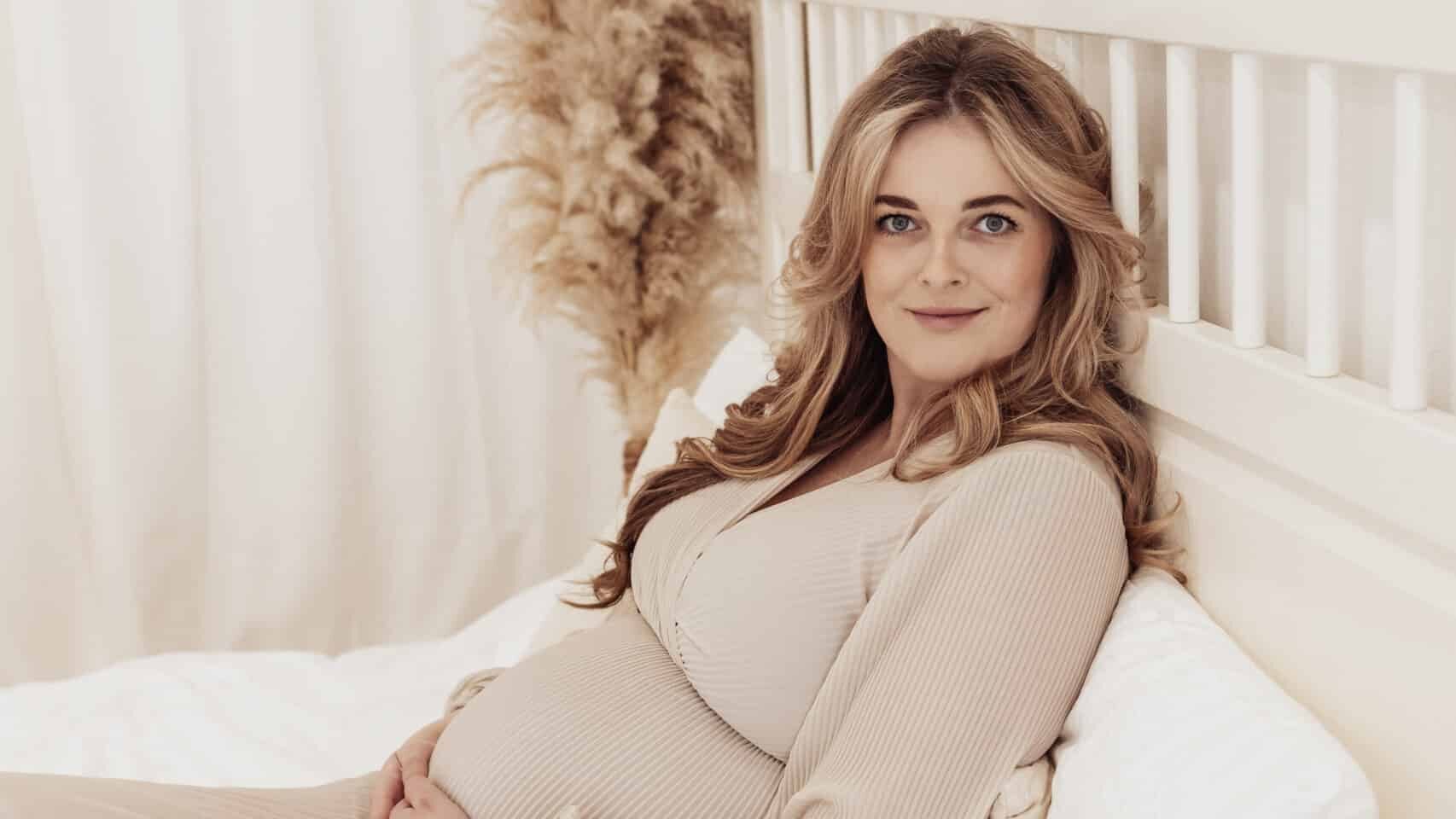 Is Iris De Graaf Zwanger Waarom Deze Vraag Veel Wordt Gezocht