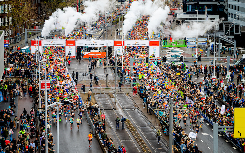 Hoe Lang Mag Je Over De Marathon Van Rotterdam Doen? Tijdslimiet 2026 Uitgelegd