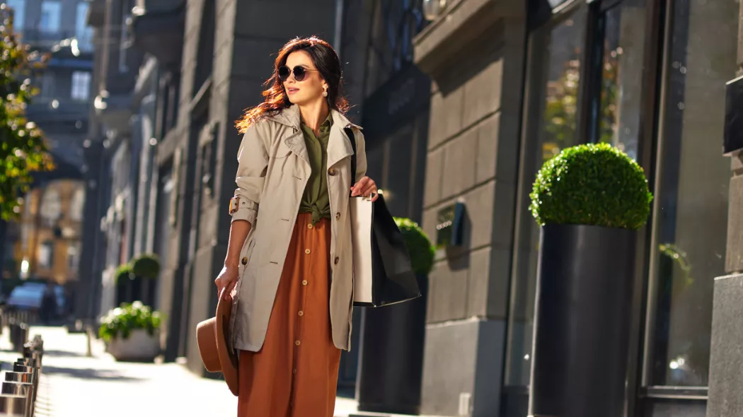 Kledingtrend Waar Niet Zoveel Aan Is Betekenis En Uitleg Puzzelvraag